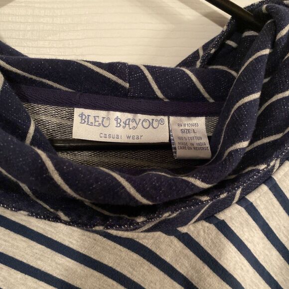 Bleu Bayou Casual Wear Women’s Size Large Top Striped Long Sleeve Layered Heart - Picture 2 of 12